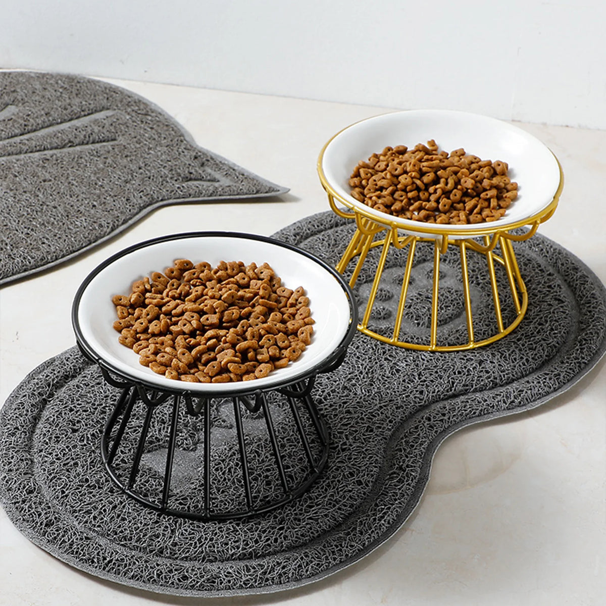 Alto — Piatto Rialzato in Ceramica per Gatti